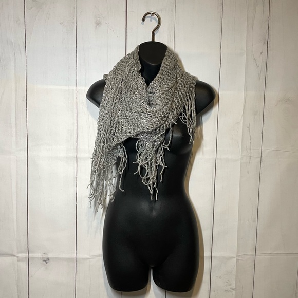 Maurices Grey Layered Crochet Scarf Gray Sparkle Maurice’s - Picture 4 of 6